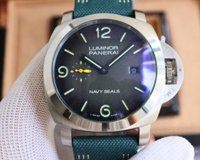 PANERAI Bracelet for sale Luminor NAVY SEALS Steel 316L Black Dial Replica Watch